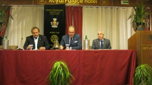 Rotary  Messina Peloro conferenza prof Francesco Pira  nov 13 002